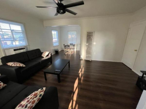 Affordable Quiet Private 2nd Floor Inglewood 1BR and 1BA